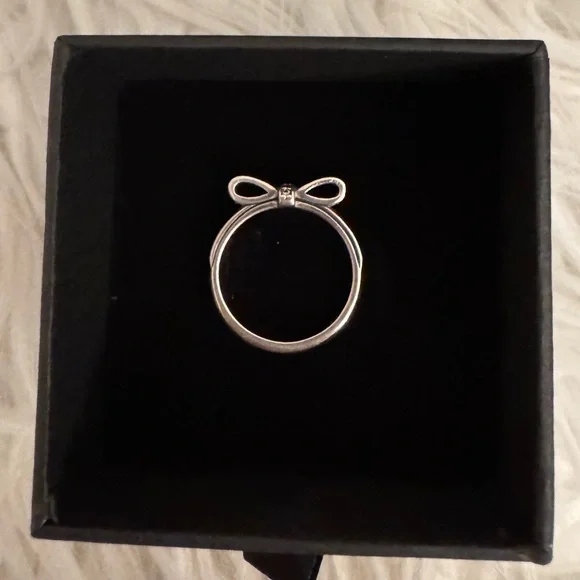 Pandora Ring Sparkling Bow 190906CZ (US size 7) - Picture 7 of 11